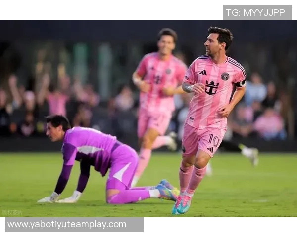 梅西助攻阿连德破门迈阿密1-0领先展现强大实力